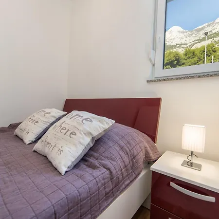 Crystal Apartment