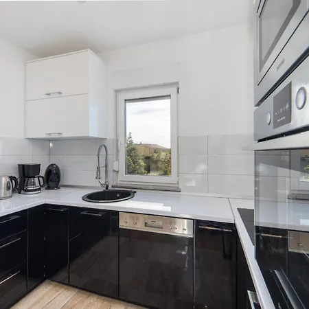 Crystal Apartment